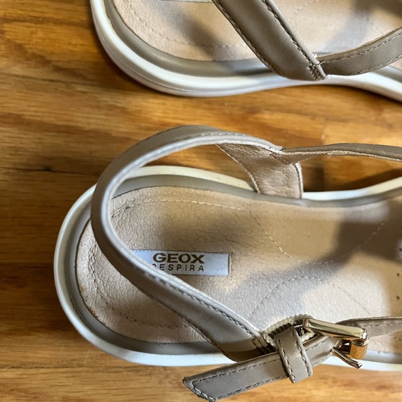 Geox Respira Jearl Sandals - Picture 6 of 15